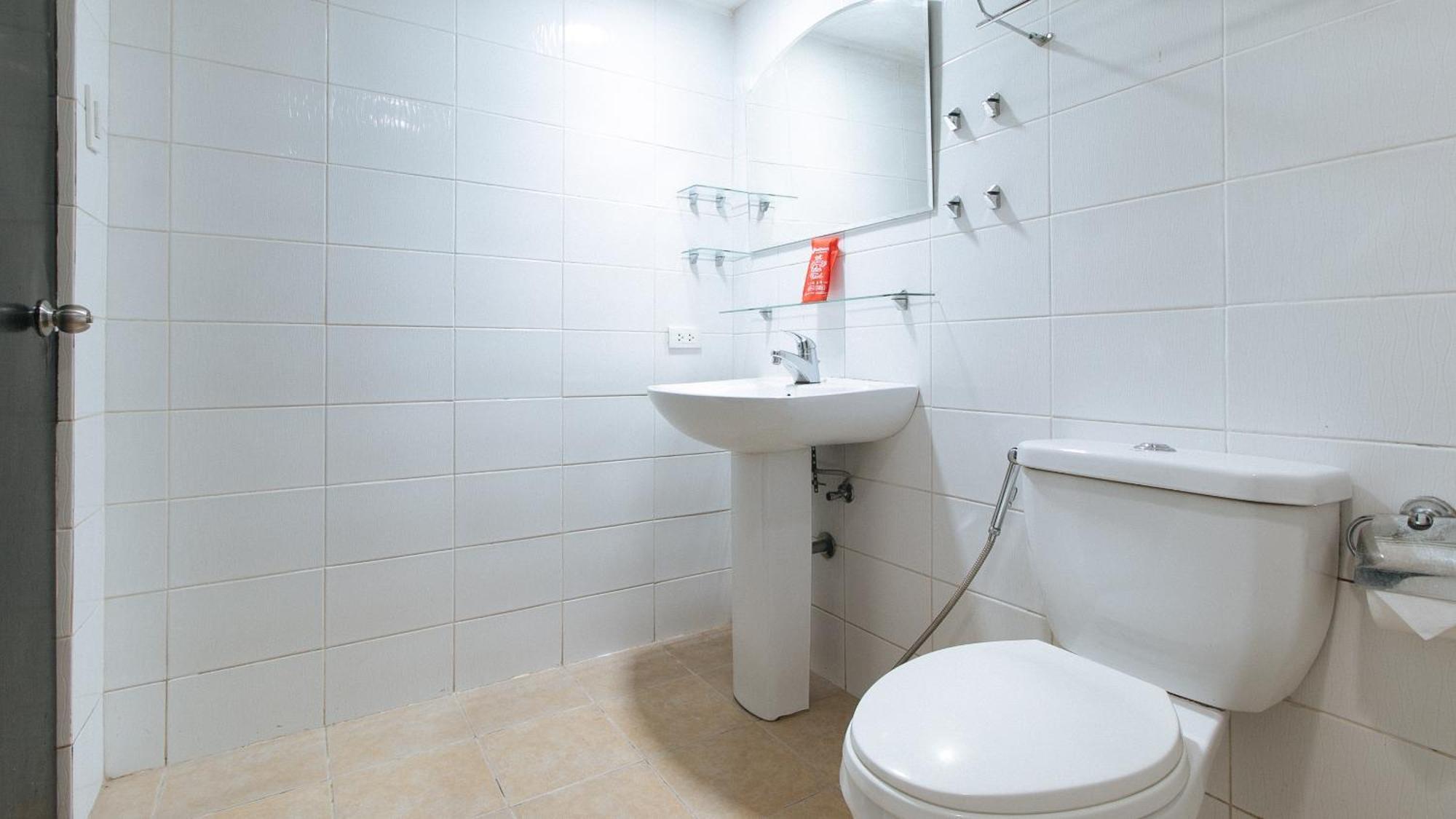 Reddoorz At Kassel Residences Paranaque Paranaque City Buitenkant foto